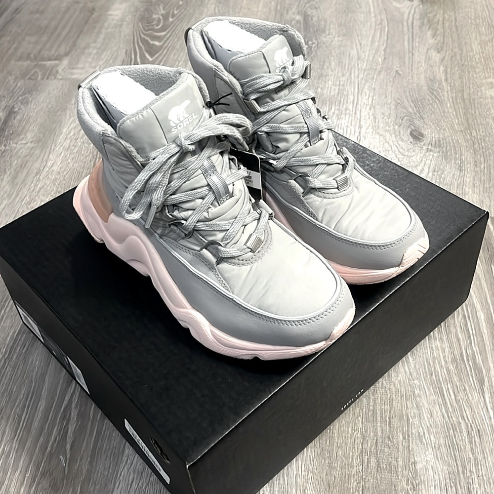 Sorel Kintetic RNEGD Sport WP NWT